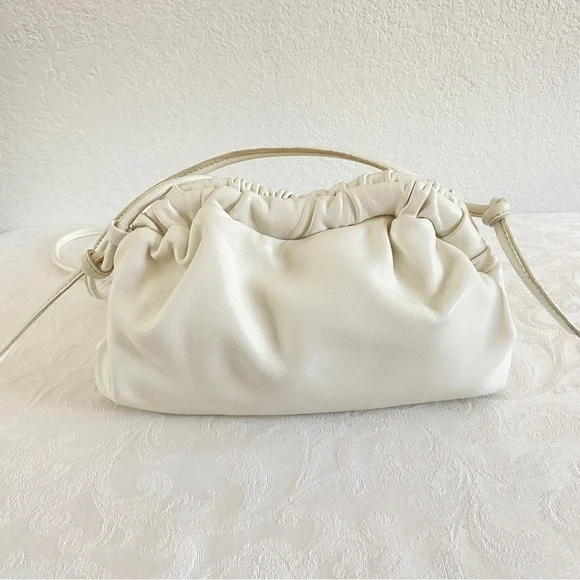 Mansur Gavriel white mini Cloud leather clutch bag - Picture 13 of 16